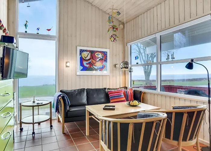 Solskraenten Feriehus Skovby (Syddanmark)